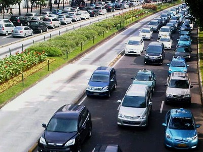 Jl. Sudirman Mengular
