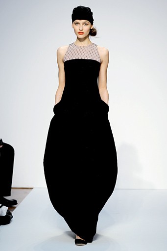 Mila Schon, Fall/Winter 2011. New York Fashion Week 2011. [Photo by Tullio M. Puglia/Getty Images]