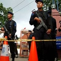 Polisi Terus Buru Orang yang Terlibat Bom di Mapolresta Cirebon
