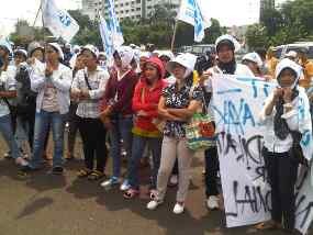 Usai Geruduk Istana, SPN Datangi Gedung DPR