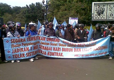 Buruh Juga Serbu Monas