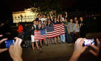 Osama Tewas, Rakyat AS Luapkan Euforia di Gedung Putih & Ground Zero