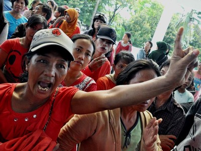 Pedagang Pisang Epe Duduki DPRD Makassar