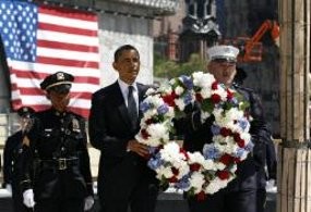 Khidmat, Obama Heningkan Cipta di Ground Zero