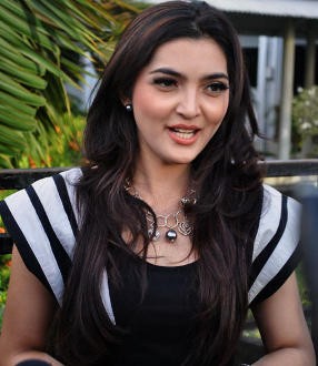 Ashanty Tak Mau Hiraukan Perseteruan Anang-Syahrini