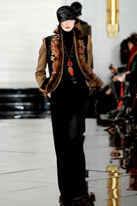 Ralph Lauren, Fall/Winter 2011. New York Fashion Week 2011. [Photo by Fernanda Calfat/Getty Images for IMG]