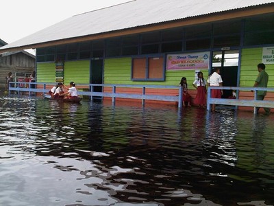 Banjir di Kutai Kartanegara Ganggu UN