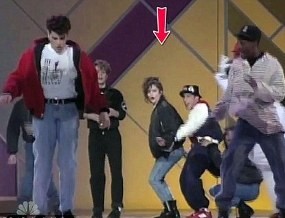 J.Lo Terkejut Melihat Video Dirinya Saat Jadi Penari Latar NKOTB