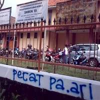 Lempar Siswa Pakai Batu, Ari Dinonaktifkan Sebagai Guru di SMKN 15