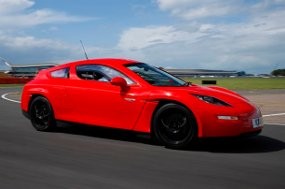 Delta E-4 Coupe Siap Bertarung di Segmen Mobil Listrik