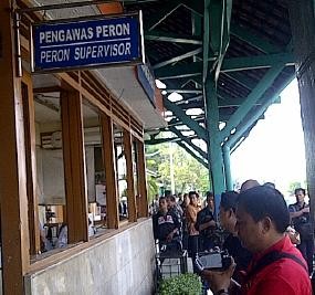 Penertiban Pengguna KRL Harus Diikuti dengan Perbaikan Sarana