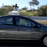 Mobil Makin Pintar dengan Teknologi Google