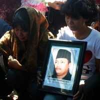 Ketua KONI Surabaya Dimakamkan di TPU Keputih