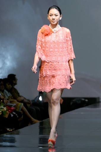 Era Soekamto Sonata. Jakarta Fashion & Food Festival 2011 at Hotel Harris. Kelapa Gading. Jakarta. [Foto: Mohammad Abduh/Wolipop]