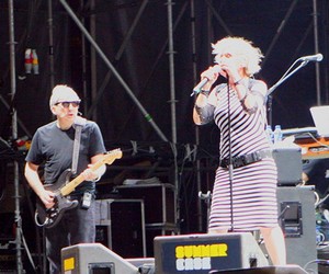 Blondie Akan Merilis Album Baru Setelah 8 Tahun