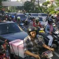 Upacara Harkitnas di Grahadi, Jalan Gusur Ditutup, Basra Macet