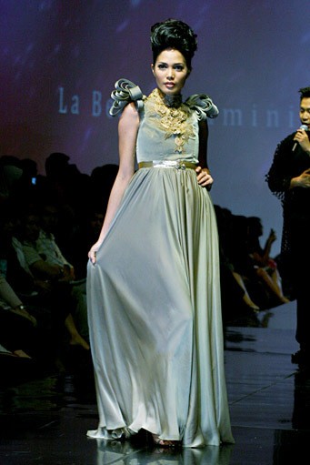 Yongki Budisutisna Labeute Faminine. Jakarta Fashion & Food Festival 2011 at Ballroom Hotel Haris. Kalapa Gading. Jakarta. [Foto: Mohammad Abduh/Wolipop]