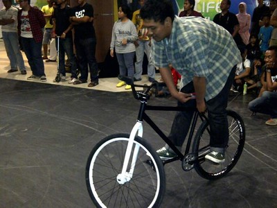 Kompetisi Sepeda Fixie 