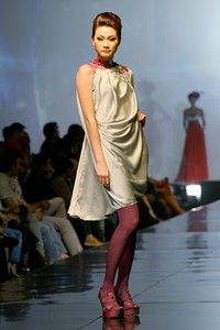 Syahreza Muslim Love, Colour & Romantic. Jakarta Fashion & Food Festival 2011 at Ballroom Hotel Haris. Kalapa Gading. Jakarta. [Foto: Mohammad Abduh/Wolipop]