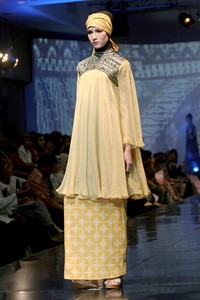 Malik Moestaram Around T World. Jakarta Fashion & Food Festival 2011 at Ballroom Hotel Harris. Kalapa Gading. Jakarta. [Foto: Mohammad Abduh/Wolipop]