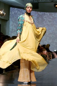 Malik Moestaram Around T World. Jakarta Fashion & Food Festival 2011 at Ballroom Hotel Harris. Kalapa Gading. Jakarta. [Foto: Mohammad Abduh/Wolipop]