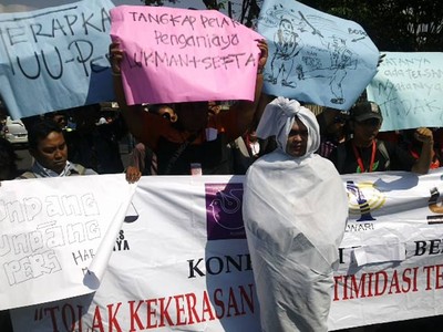 Demo Wartawan di Wonokromo