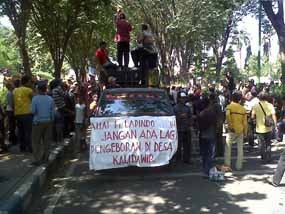 Datangi Bupati Sidoarjo, Warga Tolak Lapindo Ngebor Lagi
