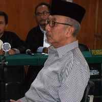 Mantan Bupati Lumajang Dituntut 5 Tahun Penjara