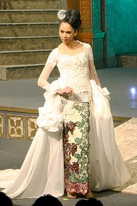 Raden Sirait Kebaya For The World. Jakarta Convention center. Jakarta. [Foto: Mohammad Abduh/Wolipop]