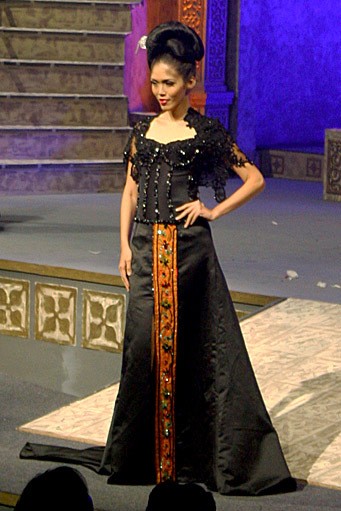 Raden Sirait Kebaya For The World. Jakarta Convention center. Jakarta. [Foto: Mohammad Abduh/Wolipop]