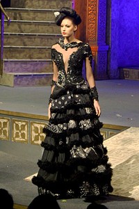 Raden Sirait Kebaya For The World. Jakarta Convention center. Jakarta. [Foto: Mohammad Abduh/Wolipop]