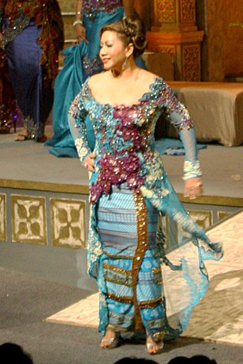Raden Sirait Kebaya For The World. Jakarta Convention center. Jakarta. [Foto: Mohammad Abduh/Wolipop]
