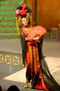 Raden Sirait Kebaya For The World. Jakarta Convention center. Jakarta. [Foto: Mohammad Abduh/Wolipop]