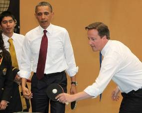 Ketika Obama & Cameron Dipecundangi Remaja