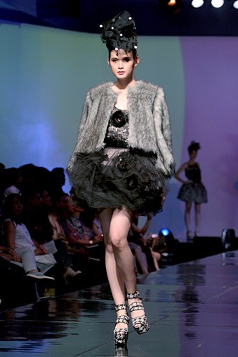 Adesagi Kierana Swanderland. Jakarta Fashion & Food Festival 2011, at Ballroom Hotel Haris. Kalapa Gading. Jakarta. [Foto: Mohammad Abduh/Wolipop]