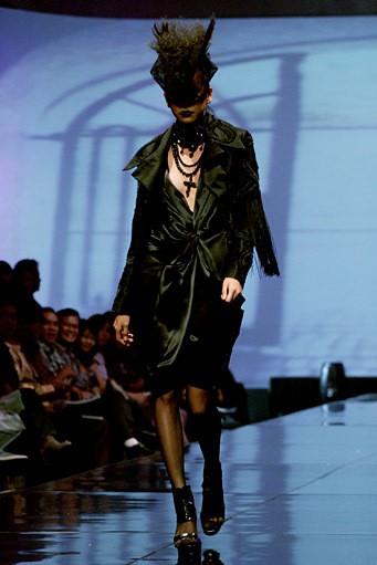 Denny Wirawan The Illussion. Jakarta Fashion & Food Festival 2011 at Ballroom Hotel Haris. Kalapa Gading. Jakarta. [Foto: Mohammad Abduh/Wolipop]