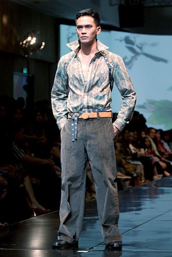 Stephanus Hamy Jambi To Bali. Jakarta Fashion & Food Festival 2011 at Ballroom Hotel Haris. Kalapa Gading. Jakarta. [Foto: Mohammad Abduh/Wolipop]