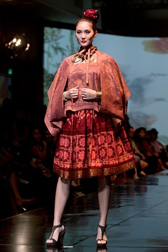 Stephanus Hamy Jambi To Bali. Jakarta Fashion & Food Festival 2011 at Ballroom Hotel Haris. Kalapa Gading. Jakarta. [Foto: Mohammad Abduh/Wolipop]