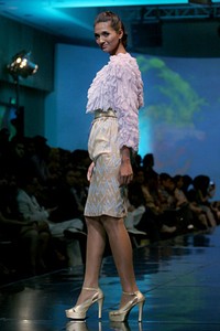 Barli Asmara Ecletic. Jakarta Fashion & Food Festival 2011 at Ballroom Hotel Haris. Kalapa Gading. Jakarta. [Foto: Mohammad Abduh/Wolipop]