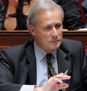 Dituduh Memperkosa, Menteri Prancis Pertimbangkan Untuk Mundur