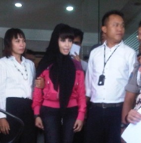 Malinda Dee Idap Radang Payudara, Dirawat di RS Polri