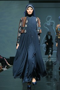 Hennie Noer The Beauty. Jakarta Fashion & Food Festival 2011 at Ballroom Hotel Haris. Kalapa Gading. Jakarta. [Foto: Mohammad Abduh/Wolipop]