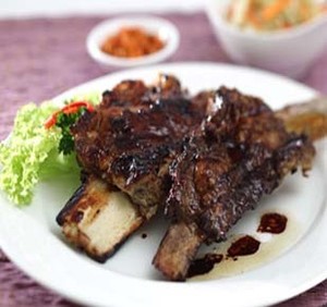 Resep Iga Bakar dengan Bumbu Sederhana 