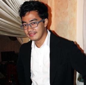 Dennis Adhiswara Ingin Segarkan Tayangan TV Lewat FTV