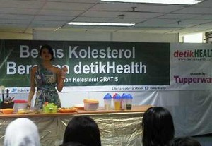 Farah Quinn Buka Rahasia Sehat dan Seksinya