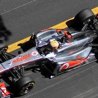 Jackie Stewart Salahkan Hamilton
