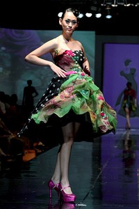 Misan Kopaka All Purpose Perfection. Jakarta Fashion & Food Festival 2011 at Ballroom Hotel Harris. Kalapa Gading. Jakarta. [Foto: Mohammad Abduh/Wolipop]