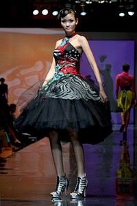 Misan Kopaka All Purpose Perfection. Jakarta Fashion & Food Festival 2011 at Ballroom Hotel Harris. Kalapa Gading. Jakarta. [Foto: Mohammad Abduh/Wolipop]