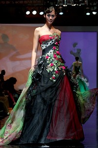 Misan Kopaka All Purpose Perfection. Jakarta Fashion & Food Festival 2011 at Ballroom Hotel Harris. Kalapa Gading. Jakarta. [Foto: Mohammad Abduh/Wolipop]