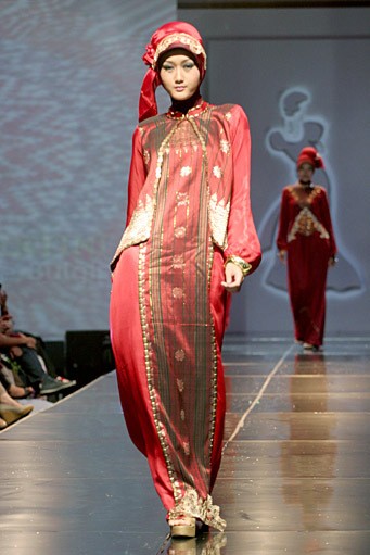 Novia Hertini The Bulqis. Jakarta Fashion & Food Festival 2011 at Ballroom Hotel Harris. Kalapa Gading. Jakarta. [Foto: Mohammad Abduh/Wolipop]